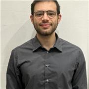 Insegnate di materie scientifiche, disponibile, preparato e chiaro